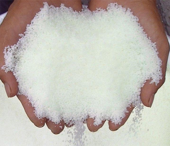 尿(niào)素那種(zhǒng)顔色的(de)