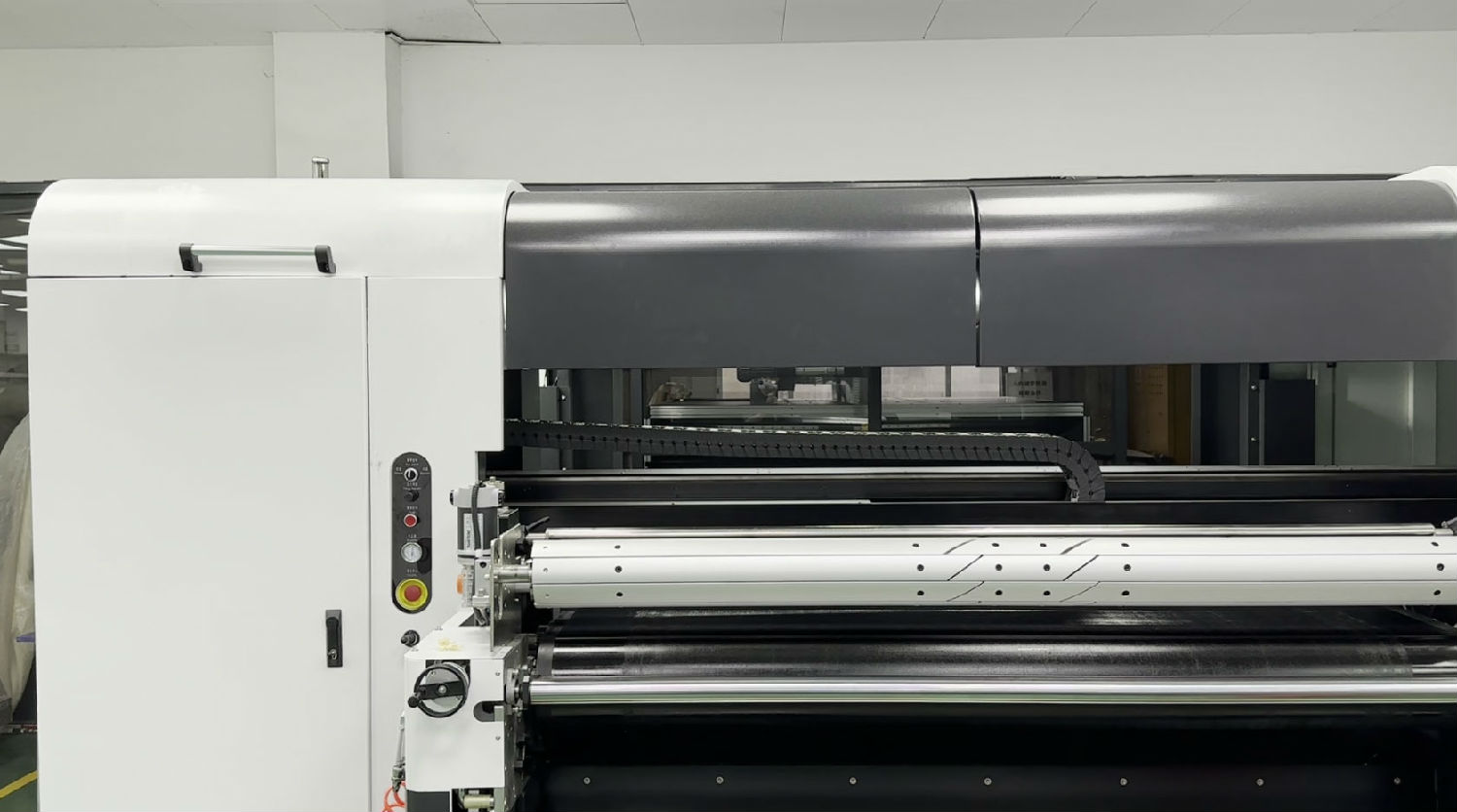 如(rú)何評估新數(shù)碼印花機的(de)精度和分辨(biàn)率?