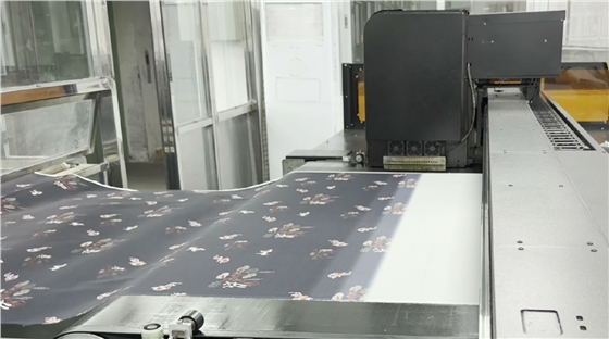 數(shu)碼印花(hua)機有一(yī)路不出(chu)墨怎麽(me)解決?