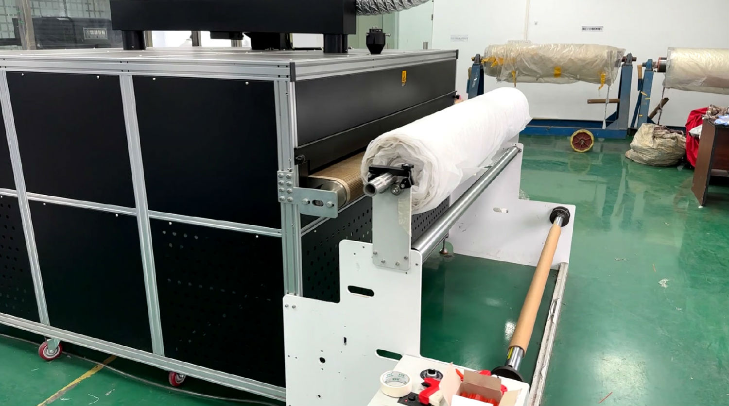 數碼(ma)印花機(jī)哪些部(bù)件需要(yao)定期檢(jiǎn)查和維(wéi)護？